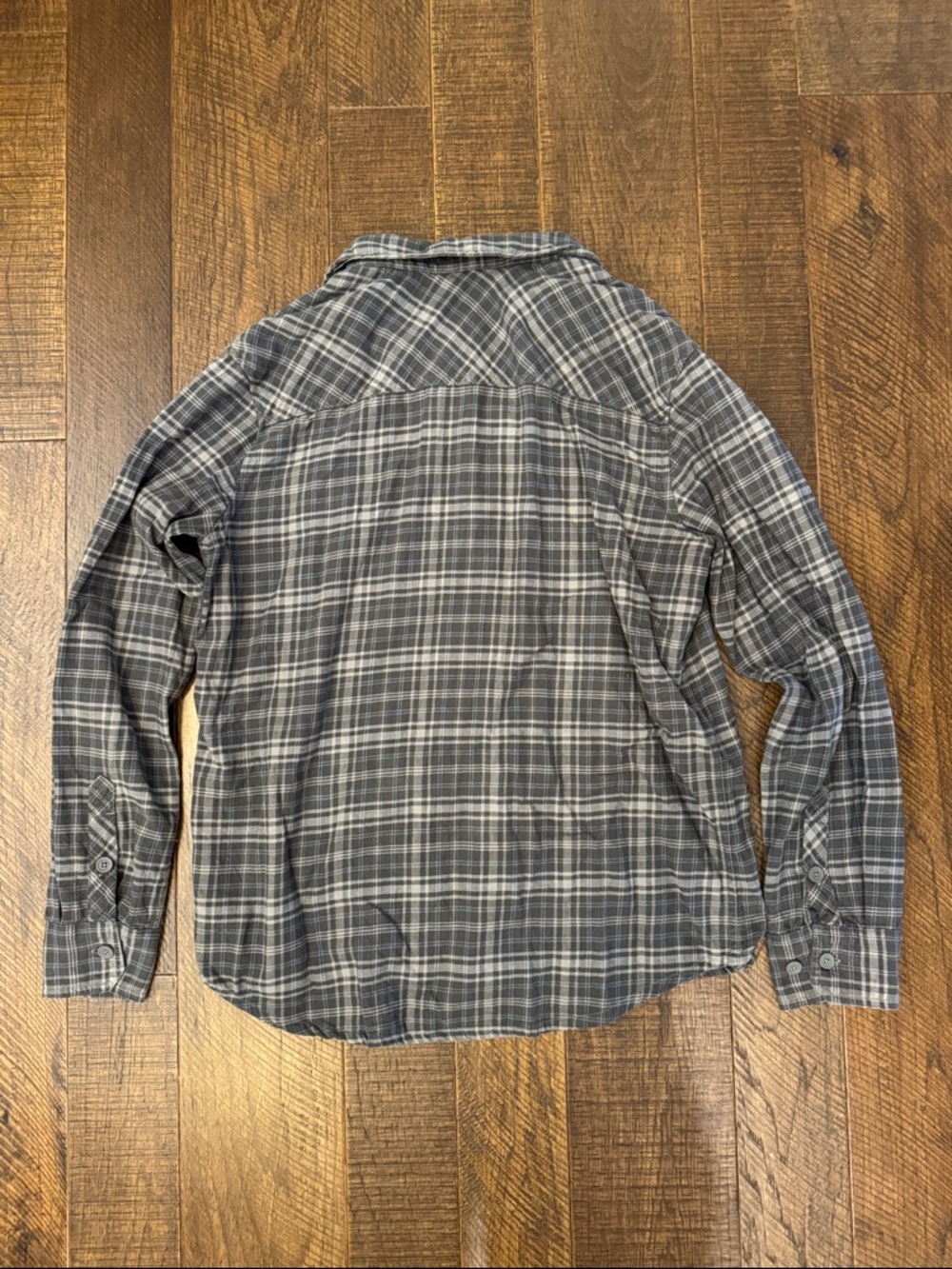 Men’s Stio Organic Cotton Plaid Long Sleeve Button Down Shirt - Picture 8 of 9